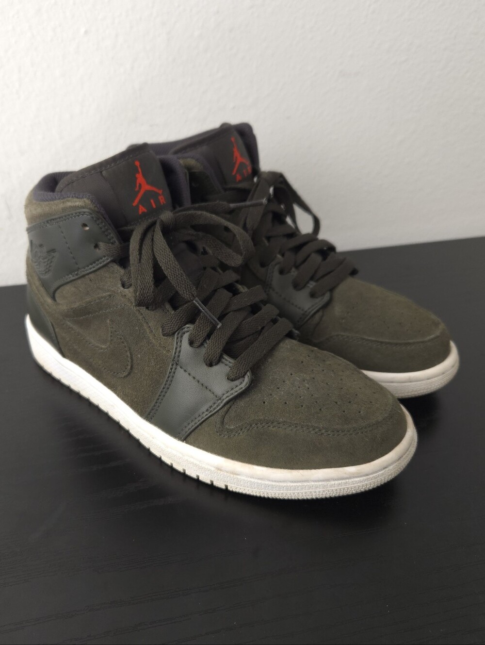 Jordan Air 1 Mid Sequoia Max Orange 554724 Men's Size 8